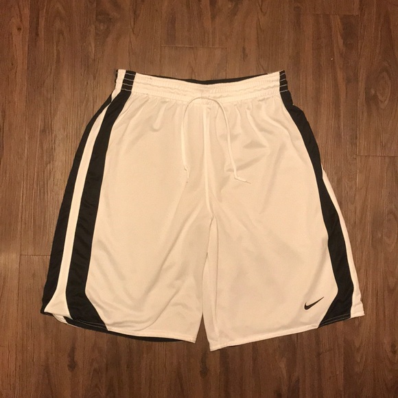 Nike Reversible Basketball Shorts - Picture 2 of 2